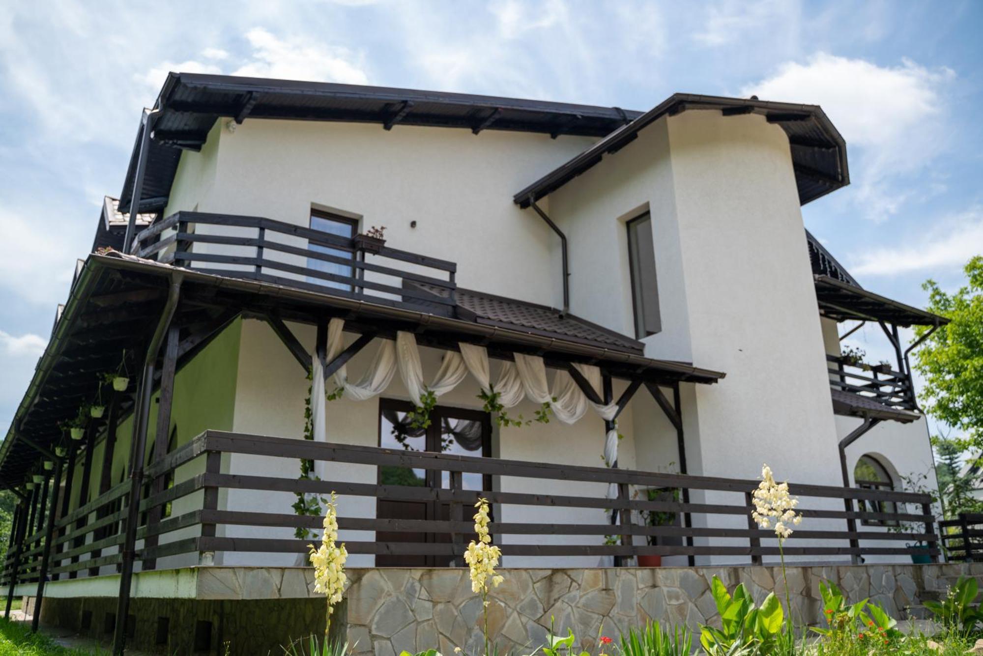 Din Natura Varbilau Exterior photo